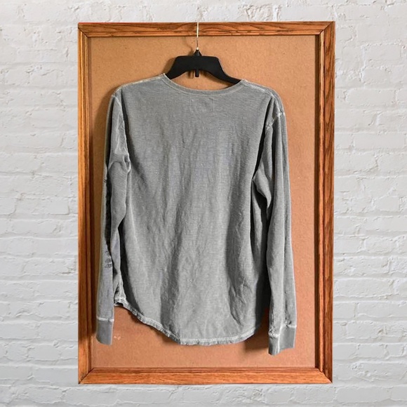 Calvin Klein Medium Long Sleeve Tee - Picture 2 of 8